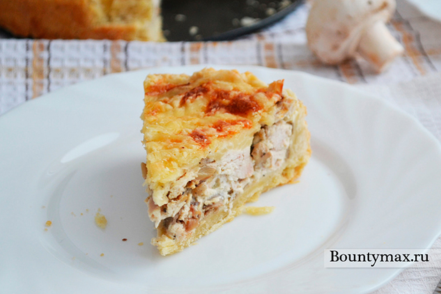 Пирог с курицей и грибами