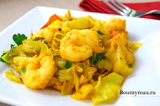 Креветки карри с капустой
