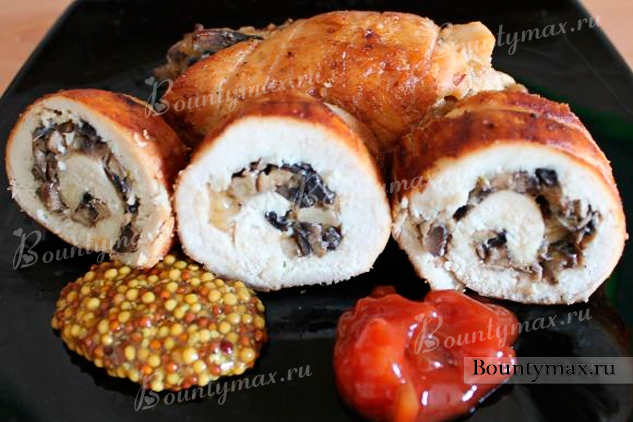 Куриные грудки фаршированные грибами с луком и сыром