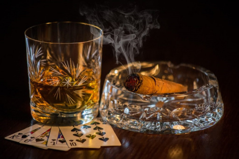 Столовая посуда — уникальное и потрясающее хрустальное стекло Столовая посуда — уникальное и потрясающее хрустальное стекло